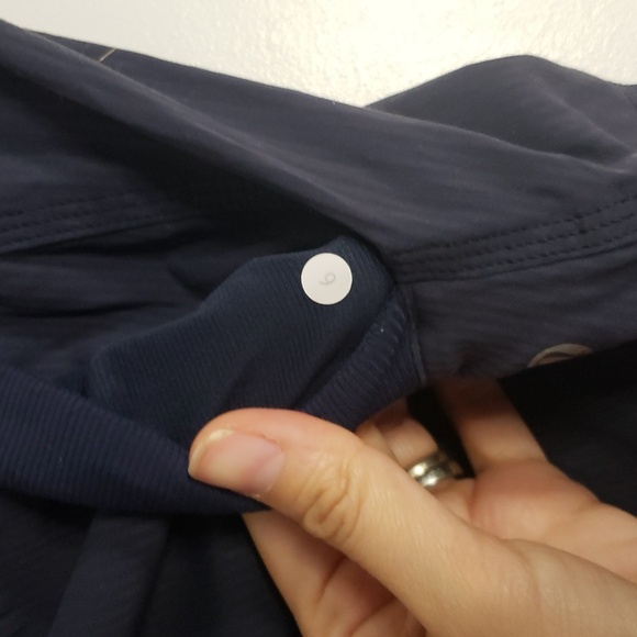 Lululemon Athletica Blue Capri Pants with Wide Waistband Size 6 - Picture 5 of 7